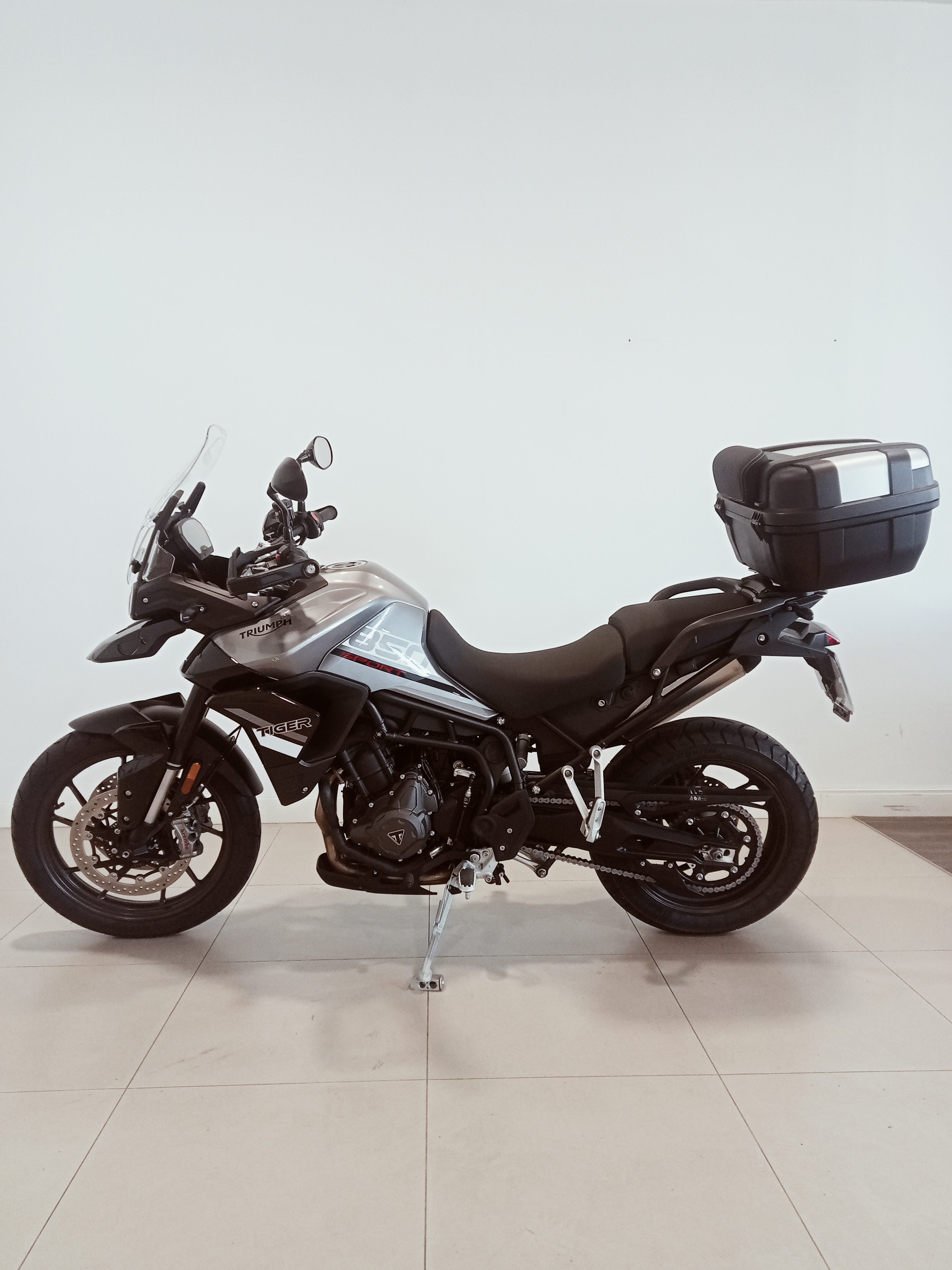 Triumph Tiger 850 A2 con 1090Km