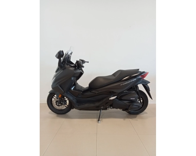 Honda Forza 350 2024