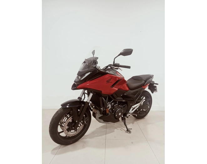 HONDA  NC 750 manual  2025 Km