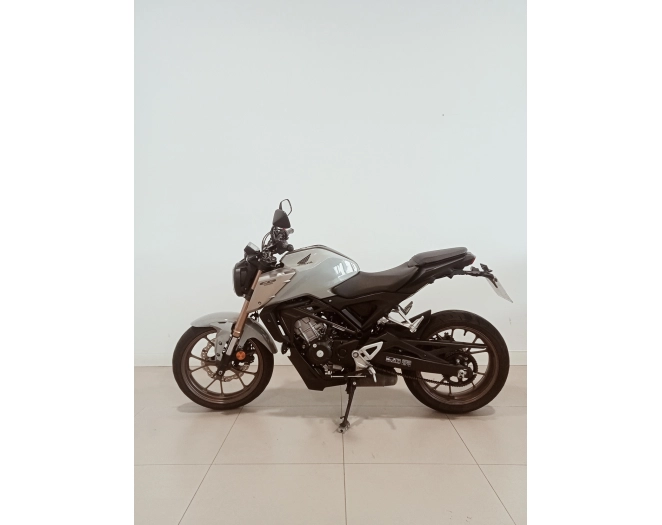 Honda CB125R