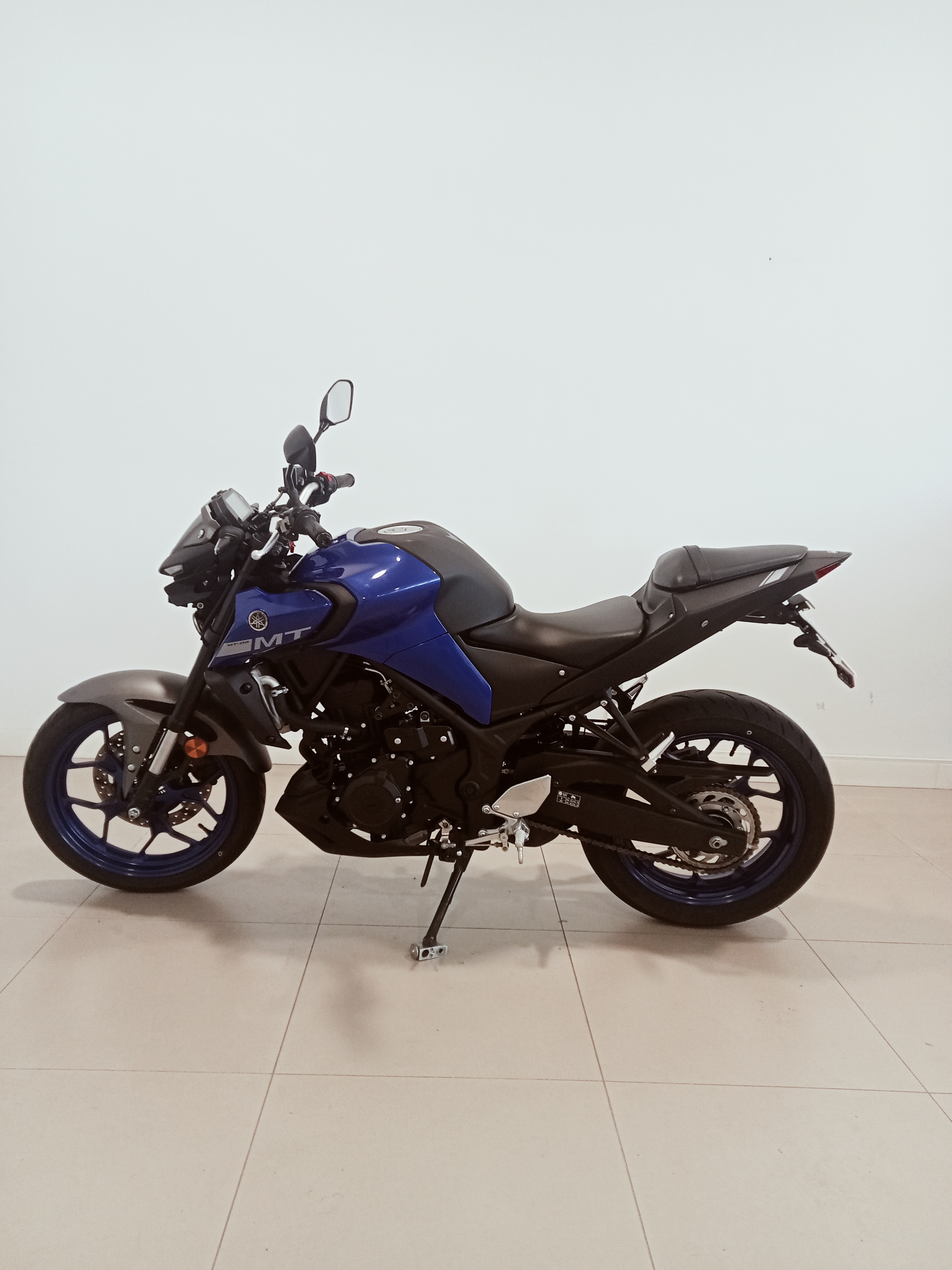 Yamaha MT03