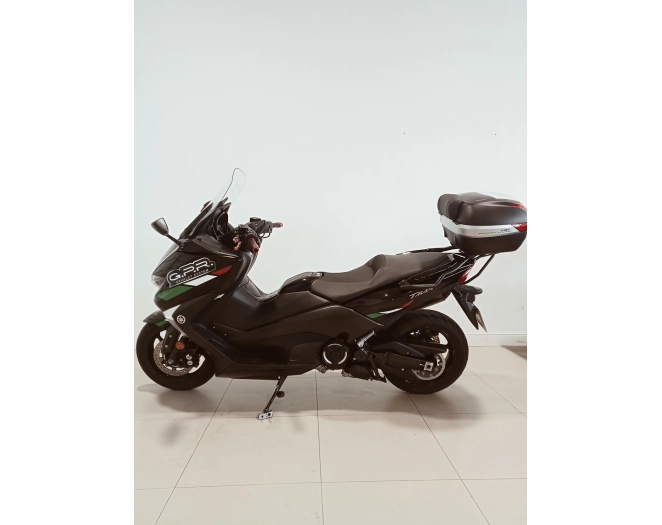 Yamaha TMax 530